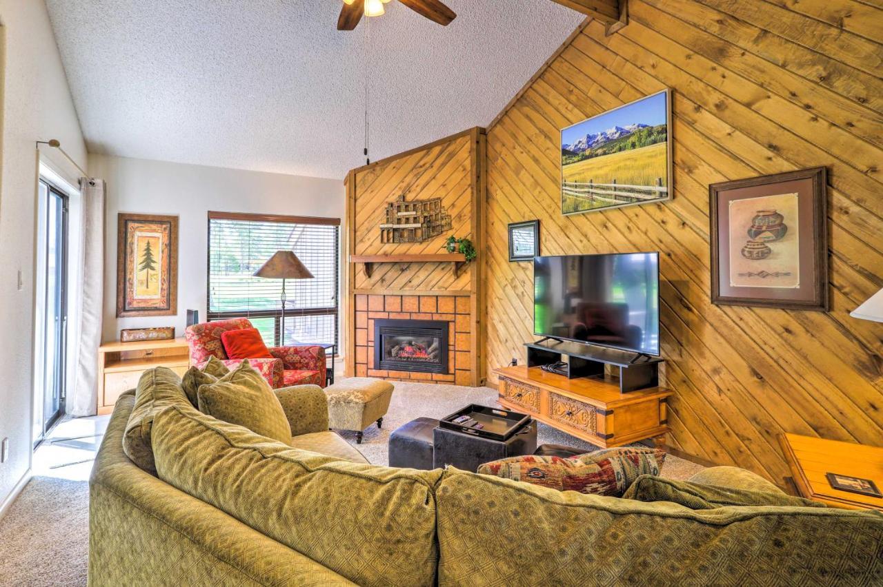 Cozy Pagosa Springs Townhome Fire Pit And Patio! Exterior photo